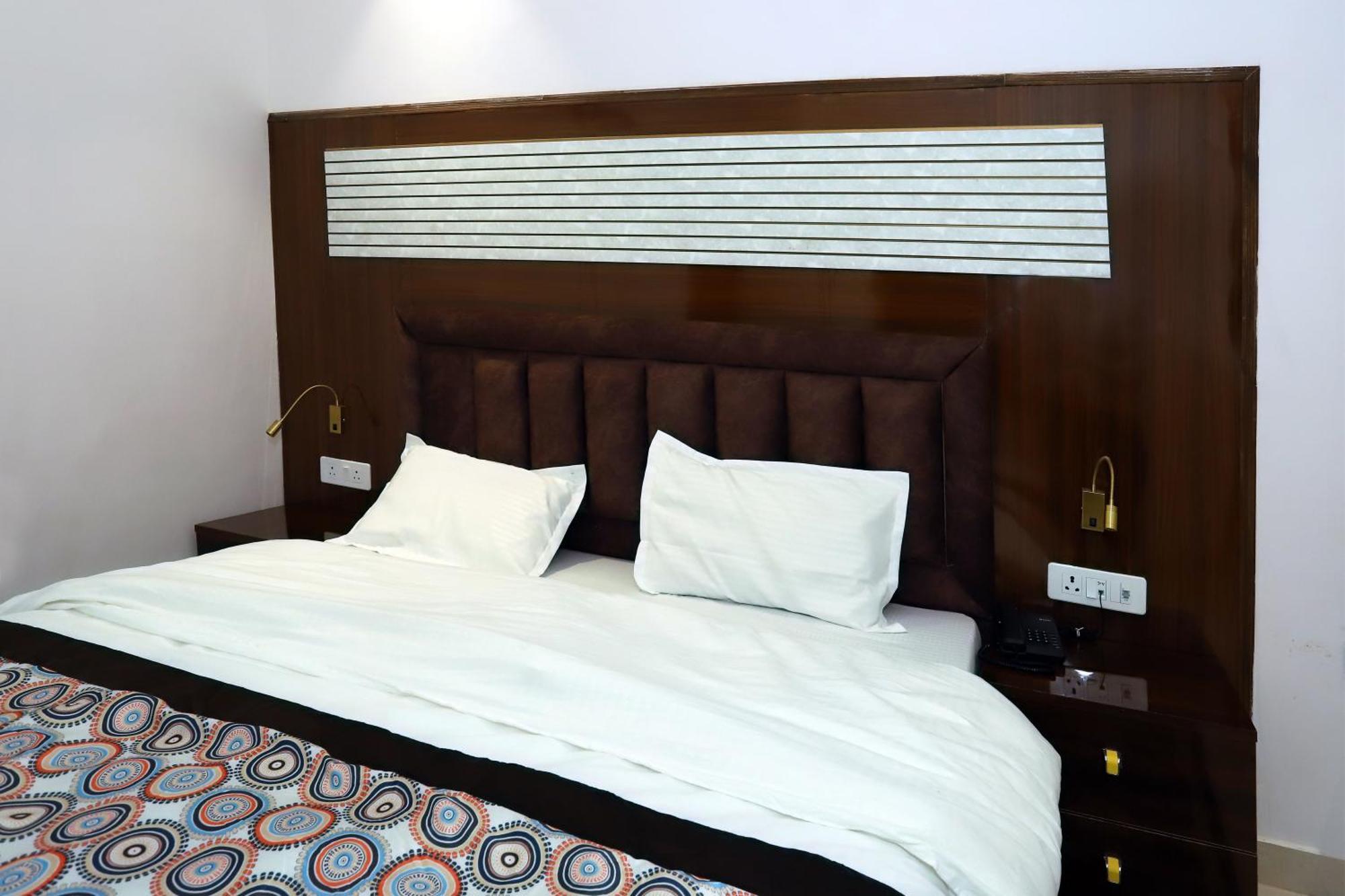 Vrindavan Guest House Nueva Delhi Exterior foto